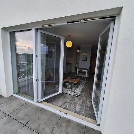 Live Like A Local 5th Floor *